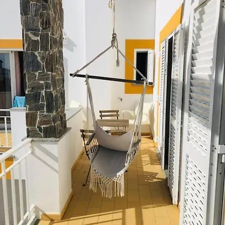 Willa Dar Arrifana- Stylish 4-bedroom -ocean Views